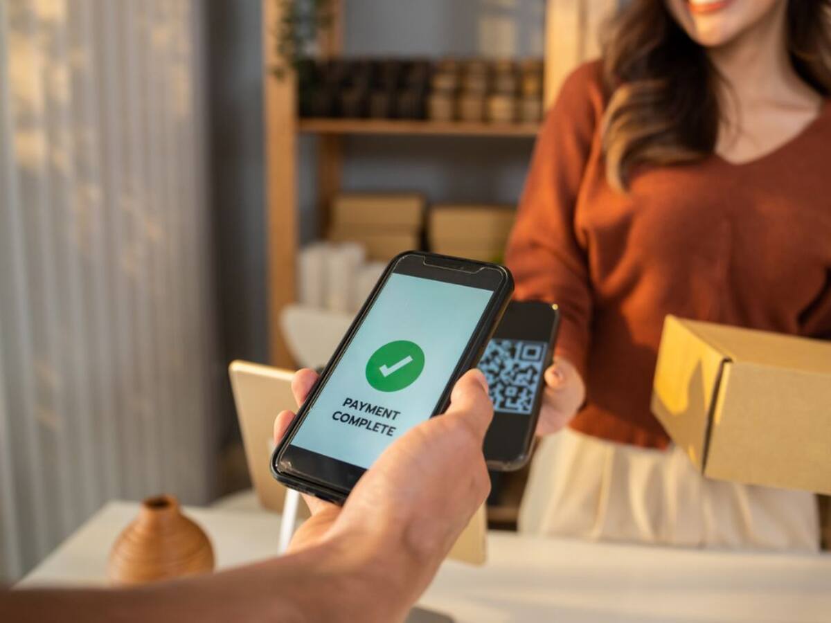 Adiós a las tarjetas: Banco Central busca que transferencias también sirvan para pagar en comercios