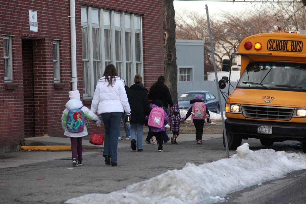 Una escuela pública en el barrio de Lindenhurst