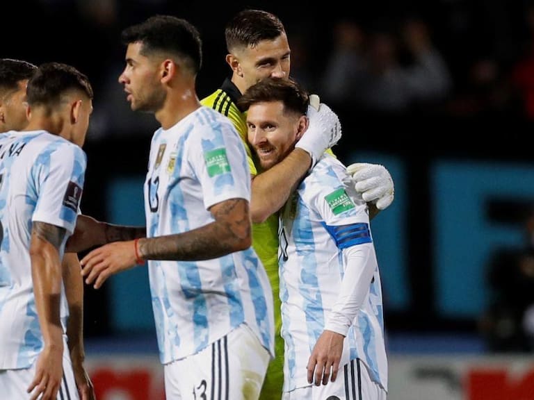 La derrota de Chile ante Ecuador clasificó a Argentina al Mundial de Qatar 2022