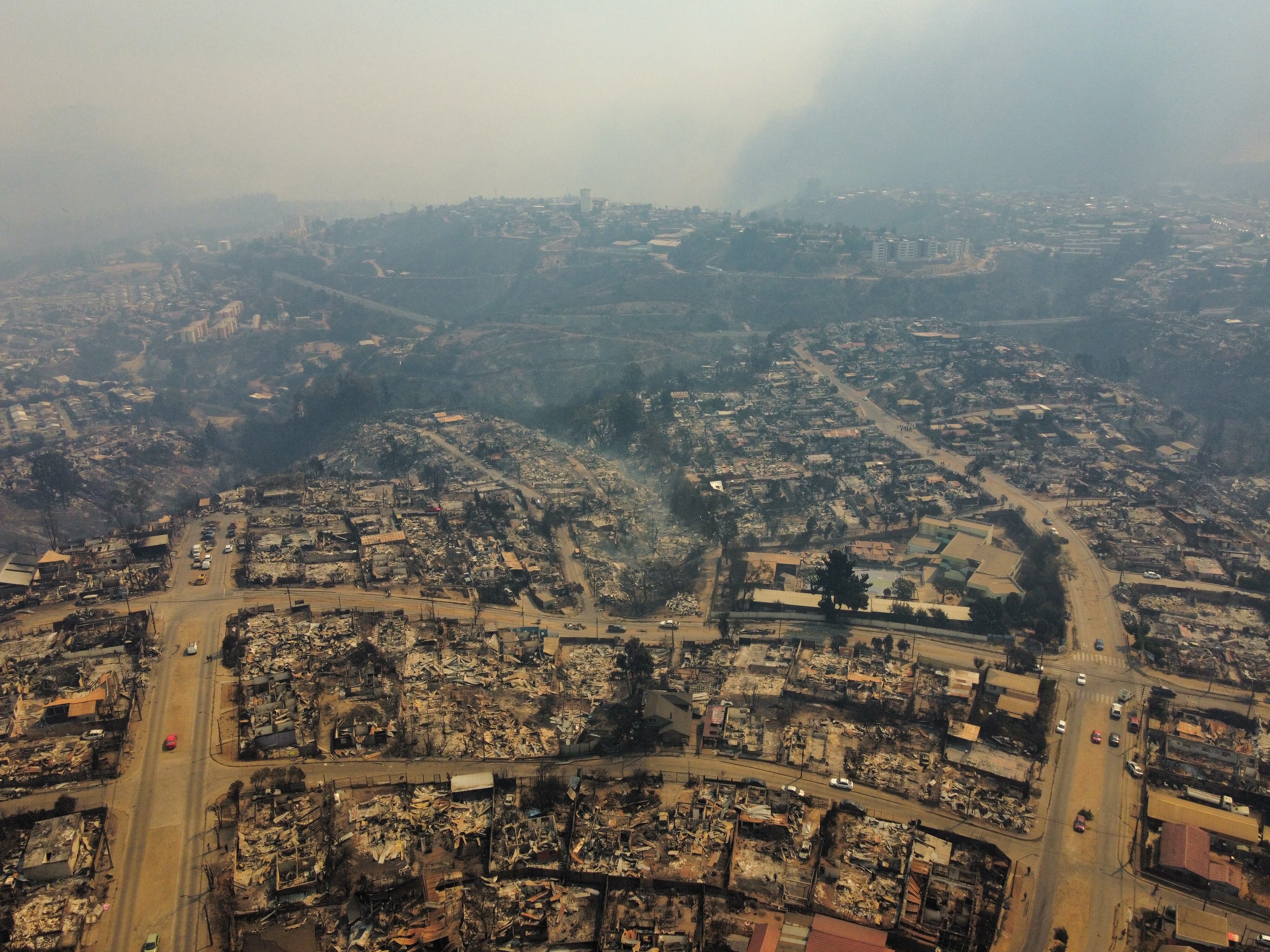 3 DE FEBRERO DE 2024 / VALPARAÍSO
Imágenes de drone de El Olivar
Incendios forestales causan daños en el sector El Olivar, casas destruidas por el fuego
FOTO: DIEGO MARTIN/AGENCIAUNO