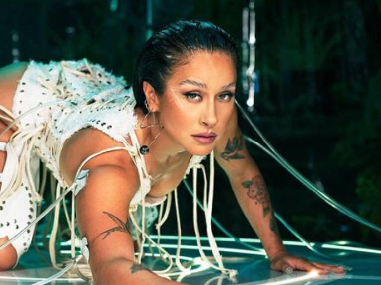 Denise Rosenthal fue la más jugada de los Premios Musa: apareció a torso desnudo