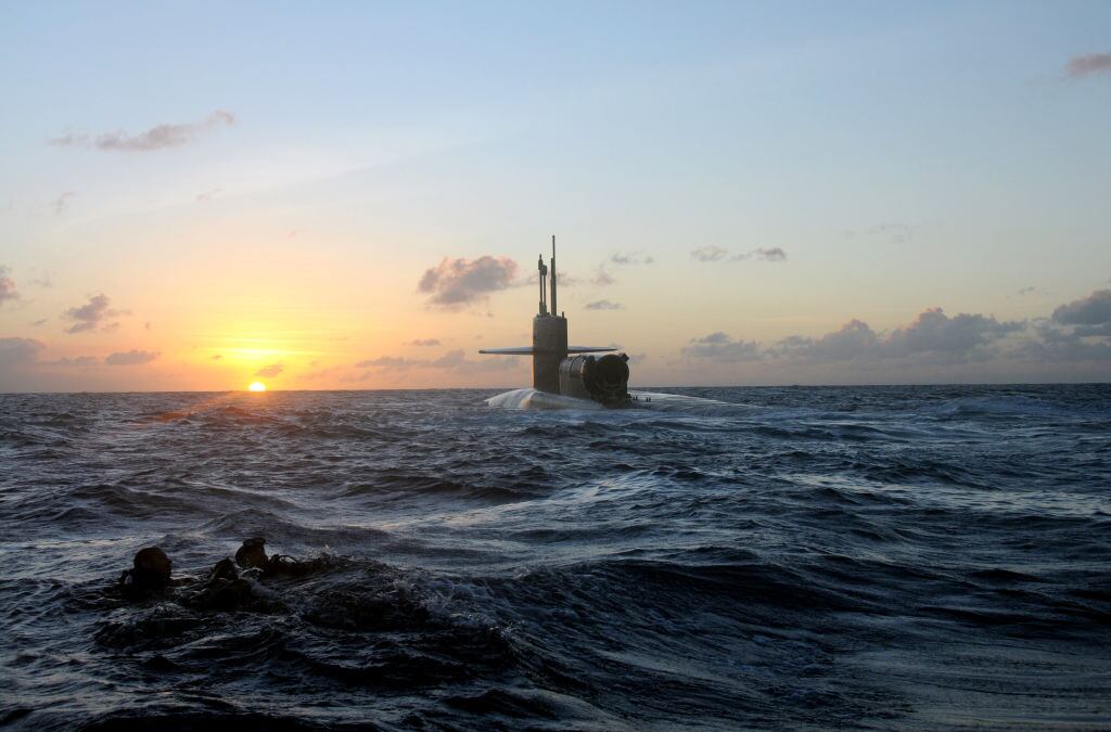 El submarino USS Michigan de Estados Unidos en un ejercicio en el Pacífico