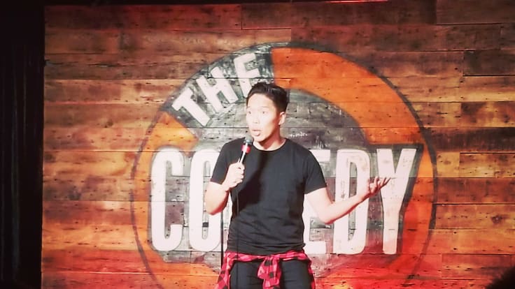 Sufrió un cáncer agresivo y entró en shock séptico: Muere el actor y comediante de stand up Alex Doung a los 42 años