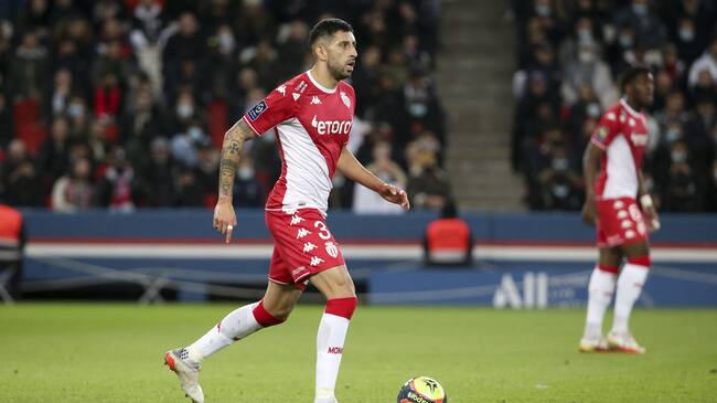 Guillermo Maripán volvió a ser titular en victoria del Mónaco