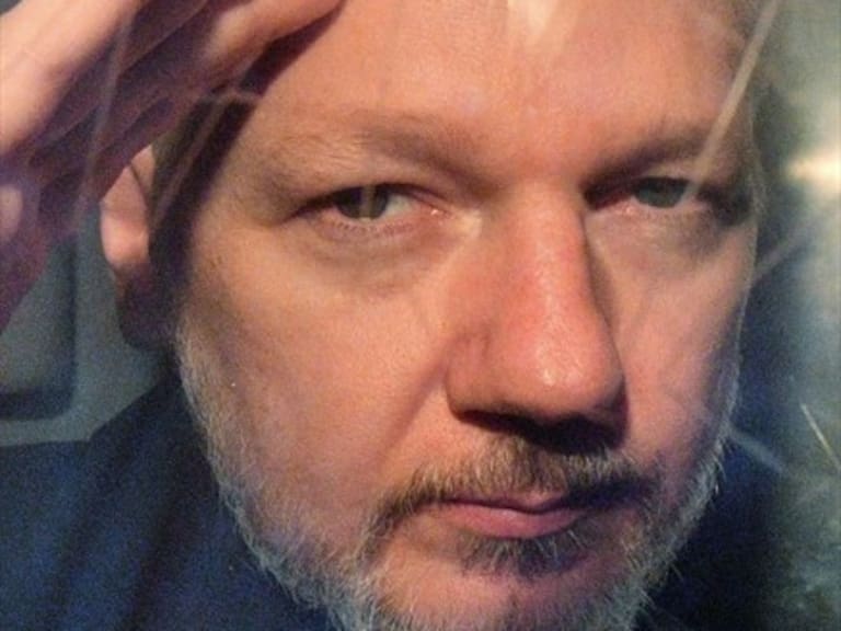«No deseo entregarme por hacer periodismo»: Assange se niega a ser extraditado a EE.UU.