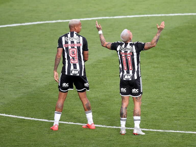 ¿Se despide? El potente mensaje de Eduardo Vargas tras perder la final de la Copa Libertadores | Getty Images
