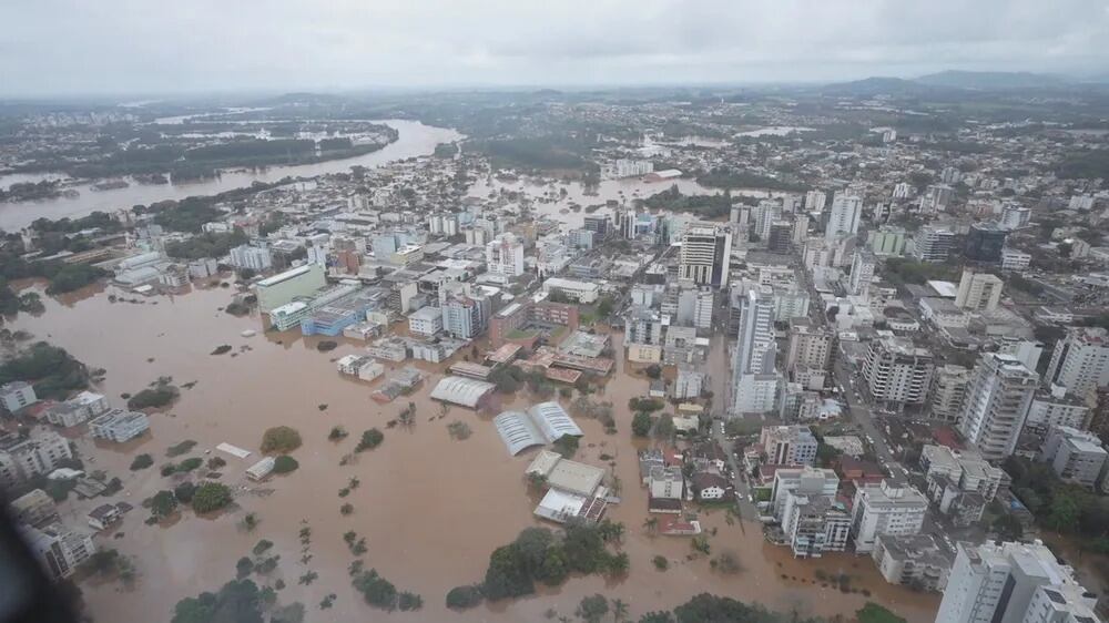 Paso de ciclón deja bajo el agua a Vale do Taquari en Río Grande do Sul de Brasil
