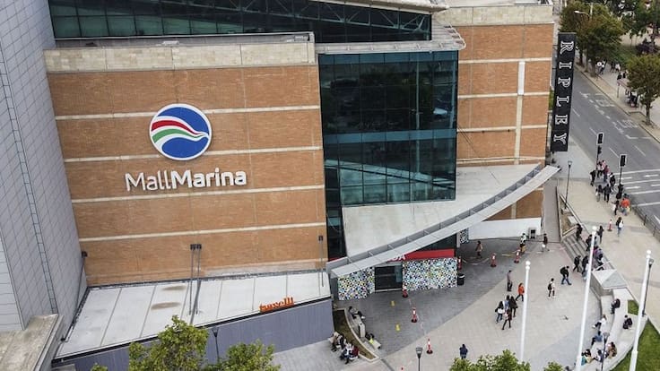 Familia demanda a Mall Boulevard Marina Arauco por menor que casi pierde una mano en escalera mecánica