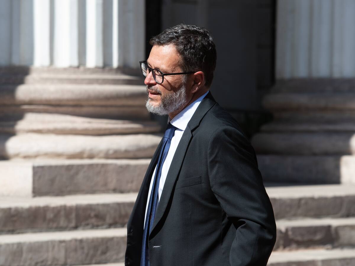 Exministro Hinzpeter en funeral de expresidente Sebastián Piñera: “Qué honor nos diste a todos quienes pudimos acompañarte en tu vida”