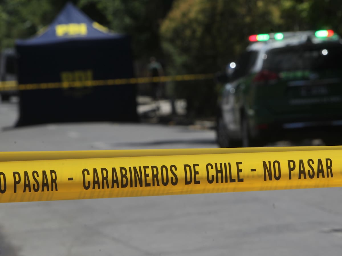 Robo a empresa de transporte en Quilicura termina con un delincuente muerto tras balacera