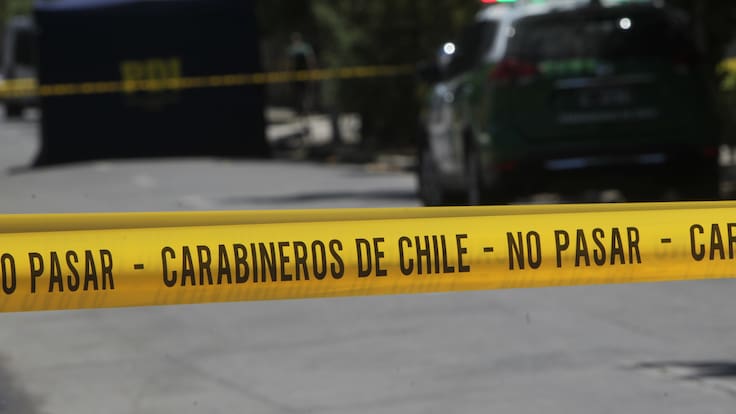 Robo a empresa de transporte en Quilicura termina con un delincuente muerto tras balacera
