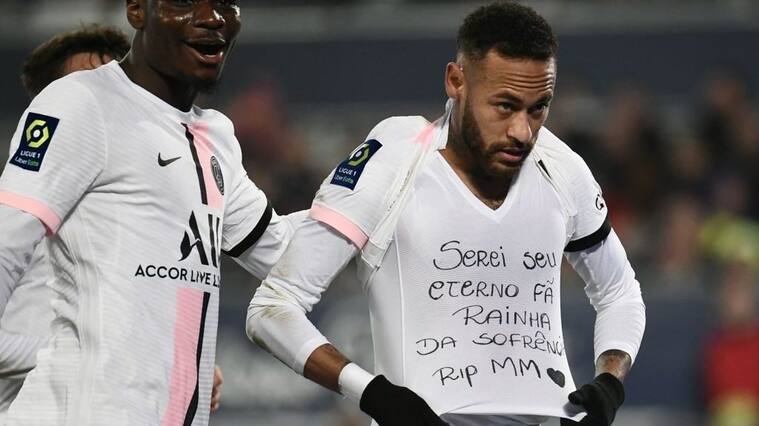 Neymar celebración dedicatoria Marília Mendonça