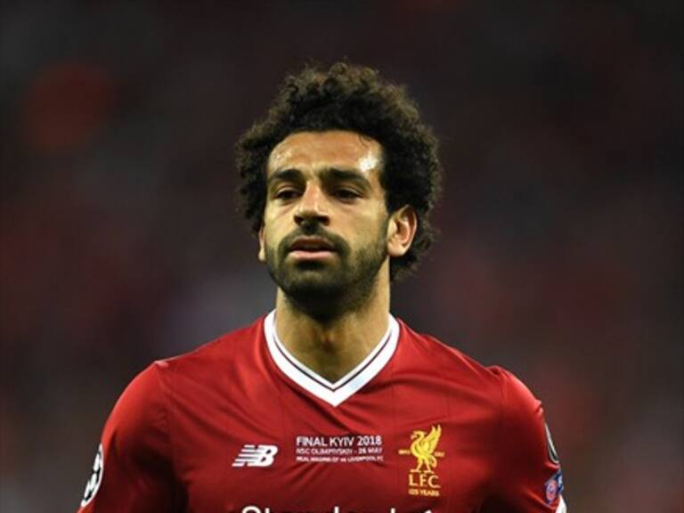 Mohamed Salah salió lesionado tras fuerte por choque con Sergio Ramos