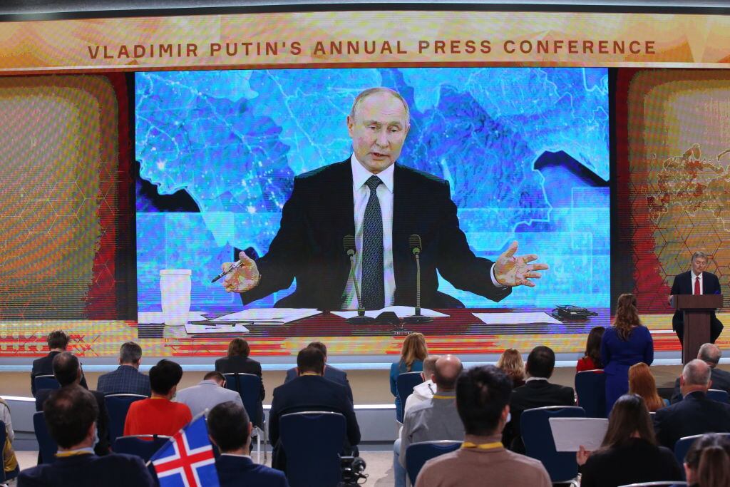 Vladimir Putin en un evento ante la prensa