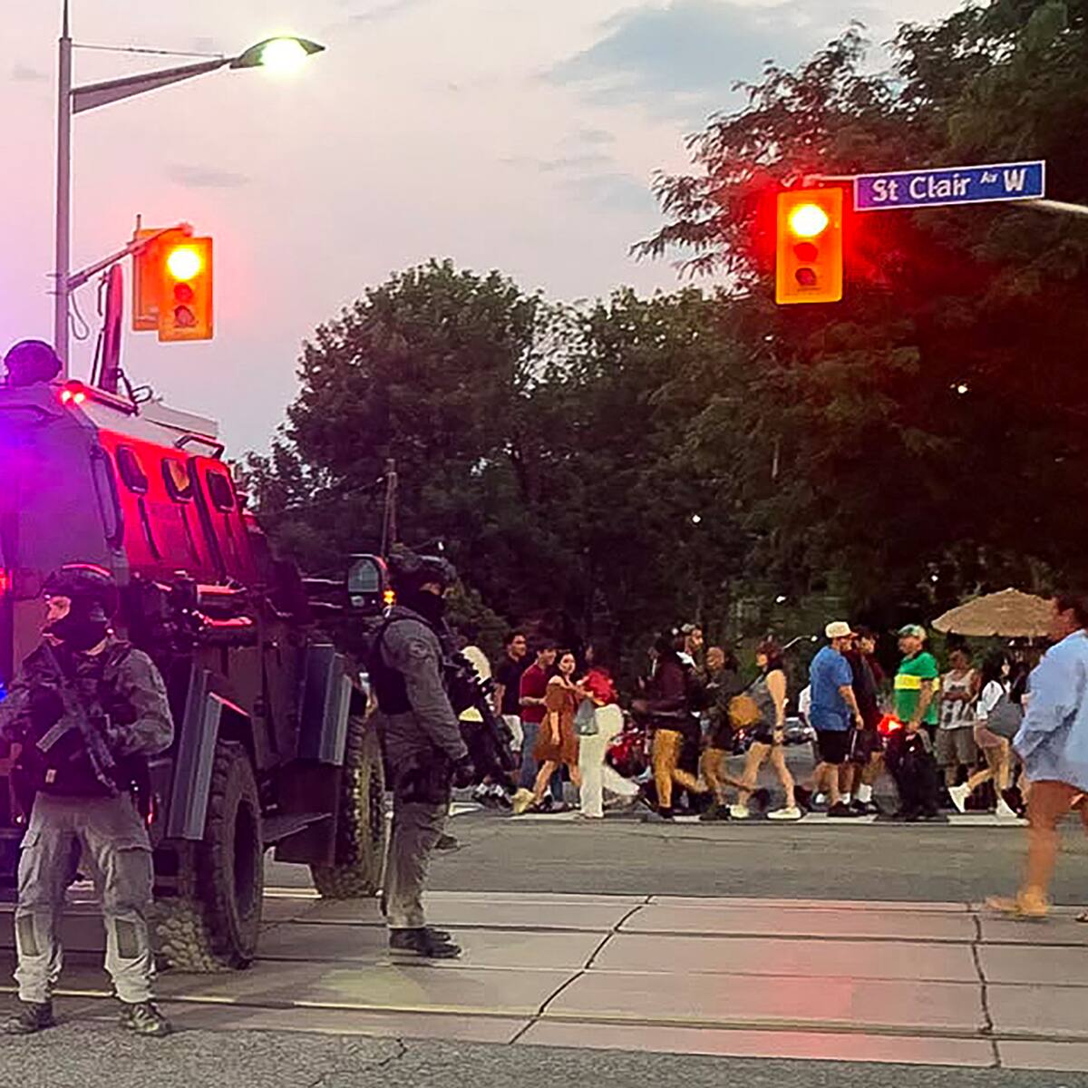 Tiroteo durante festival en Toronto deja dos muertos y seis heridos: presunto responsable ya está detenido