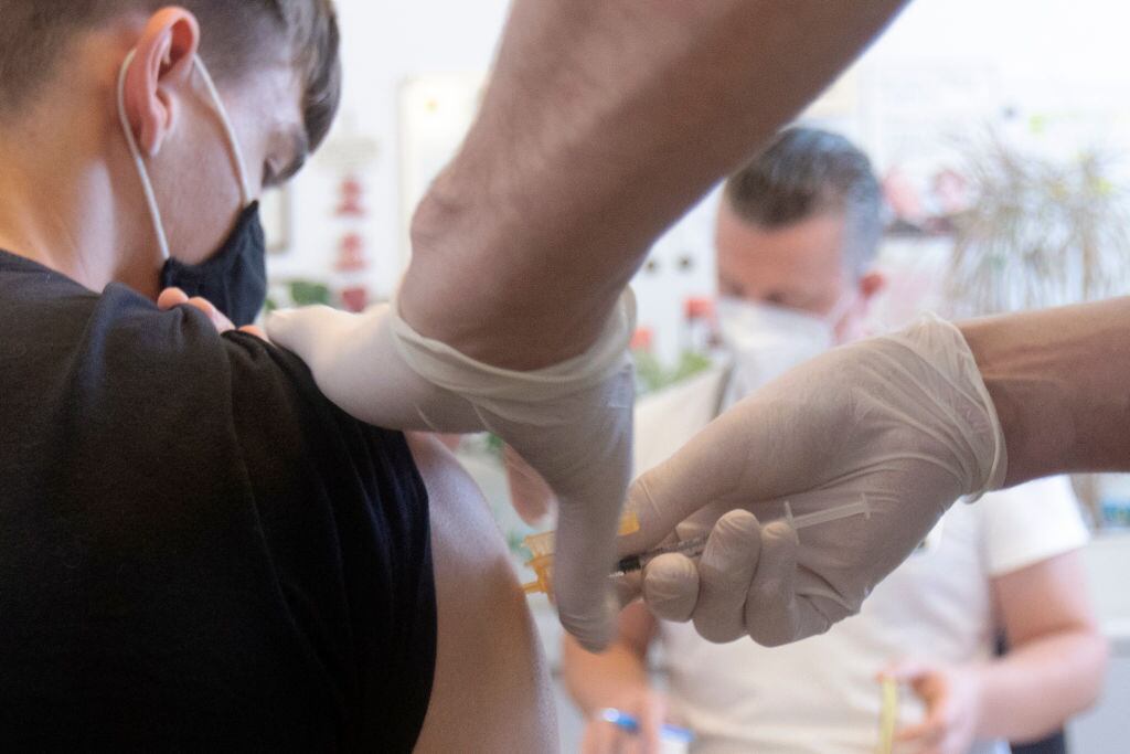 Vacunación de adolescentes contra el covid-19 en Viena