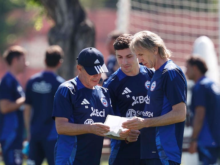 Carlos Parra – Comunicaciones FFCh