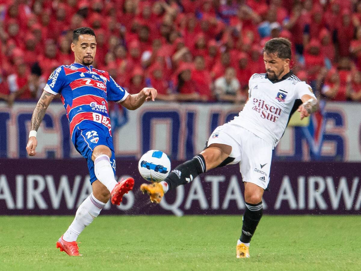 Sin Emiliano Amor: la probable formación de Colo Colo para buscar la clasificación a octavos de final de la Copa Libertadores ante Fortaleza