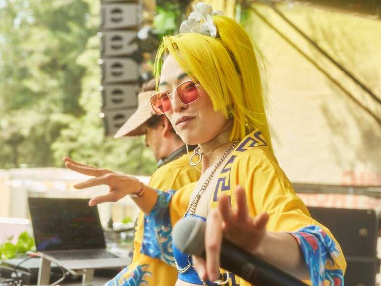 Nara Back vuelve a la escena alternativa con la banda experimental Yellow Fever