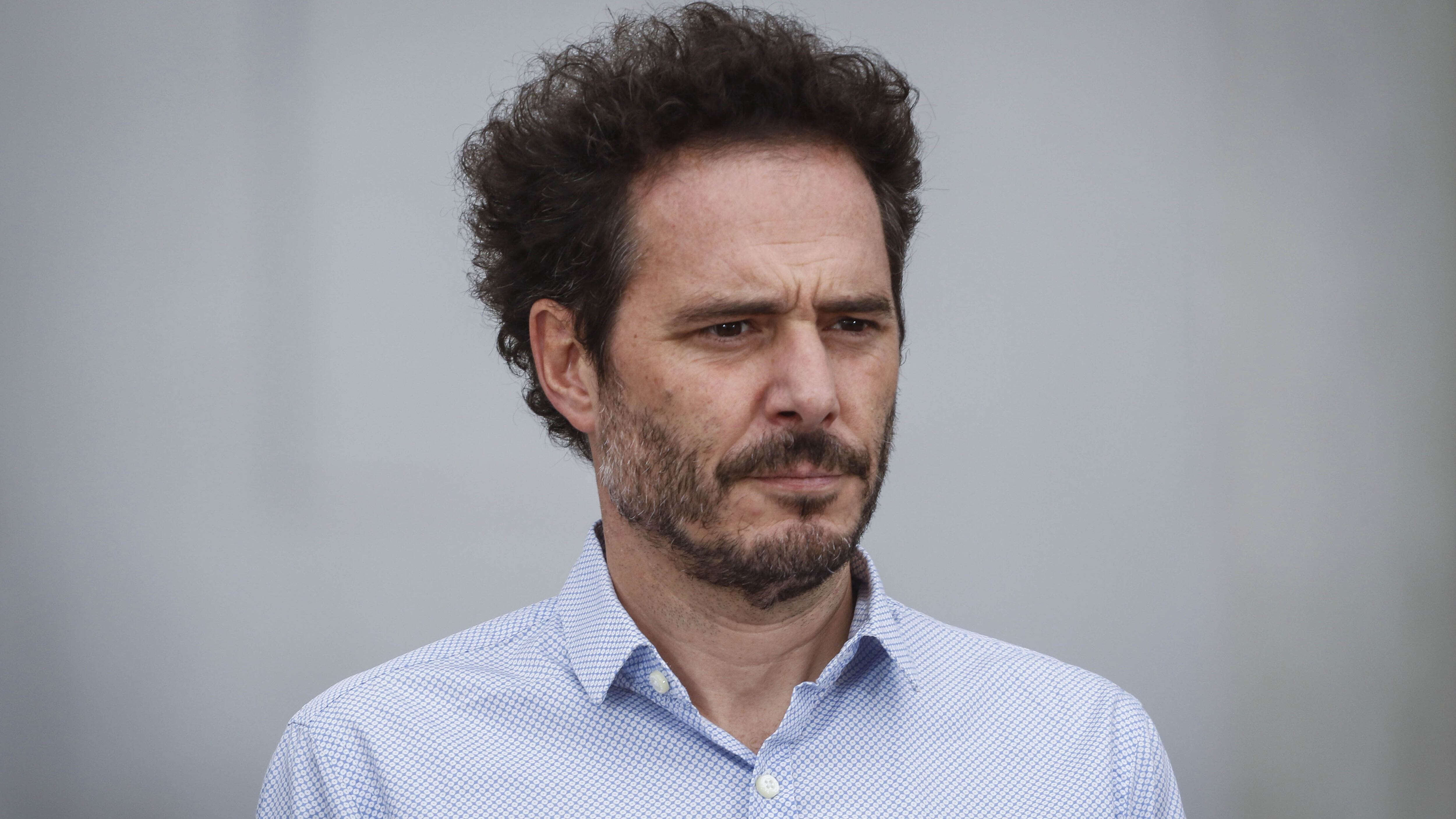 18 de marzo del 2020/SANTIAGOHernan Larrain Matte, presidente de Evopoli, participa del punto de prensa, tras la finalizaciÛn de la reuniÛn con el Presidente de la Republica, en el Palacio de la Moneda.
FOTO: SEBASTIAN BELTRAN GAETE/AGENCIAUNO