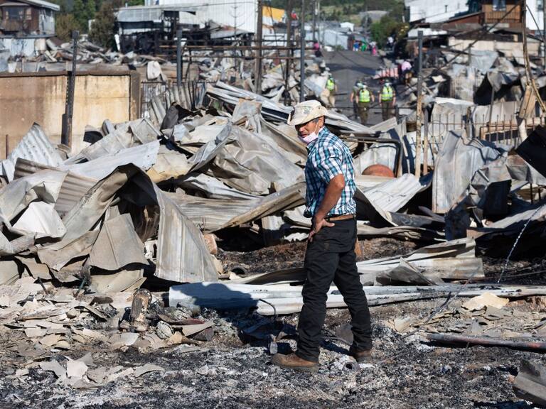 Entregan las primeras viviendas a damnificados por el mega incendio en Castro