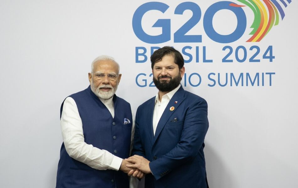 X @GabrielBoric | Imagen de archivo del Presidente Gabriel Boric junto al primer ministro de India, Narendra Modi, en la Cumbre G20 2024
