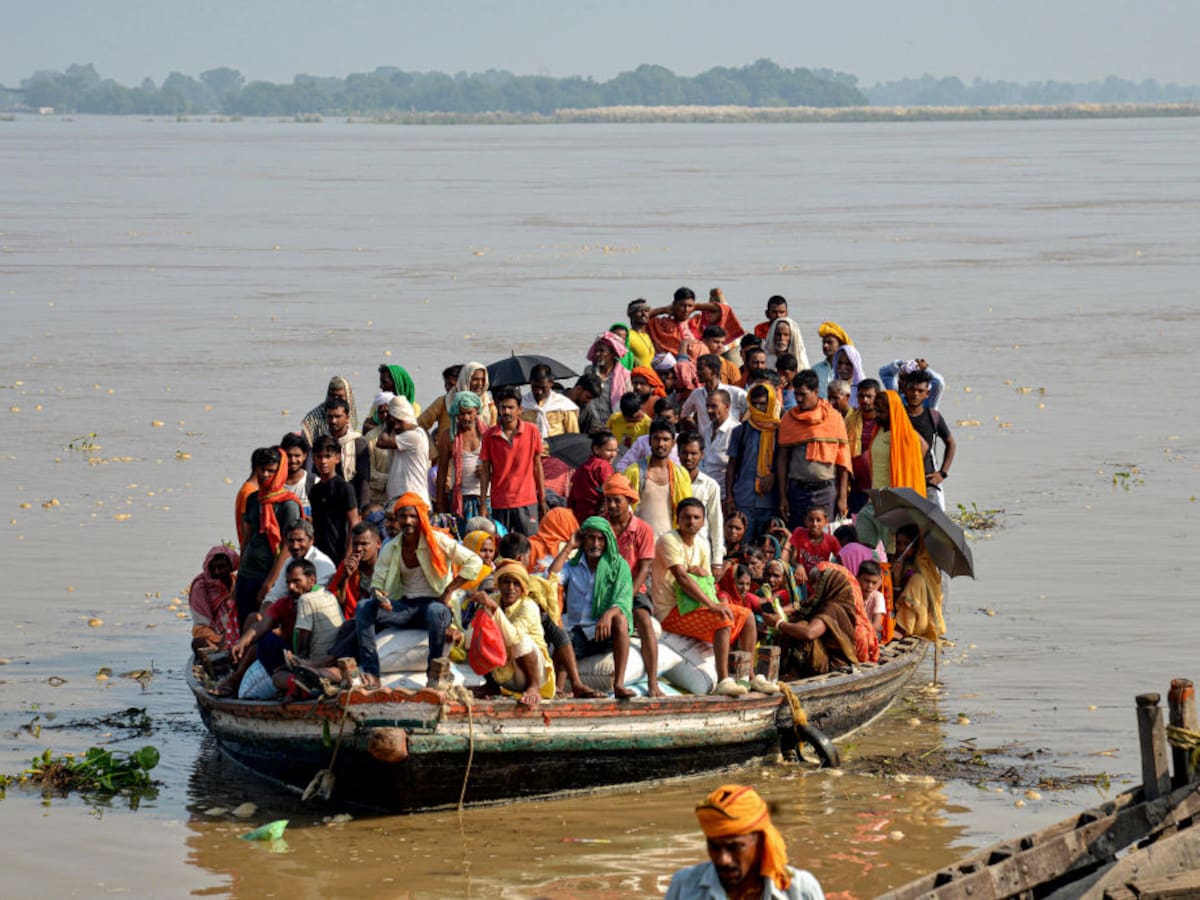 India registra al menos 46 personas ahogadas durante un evento religioso