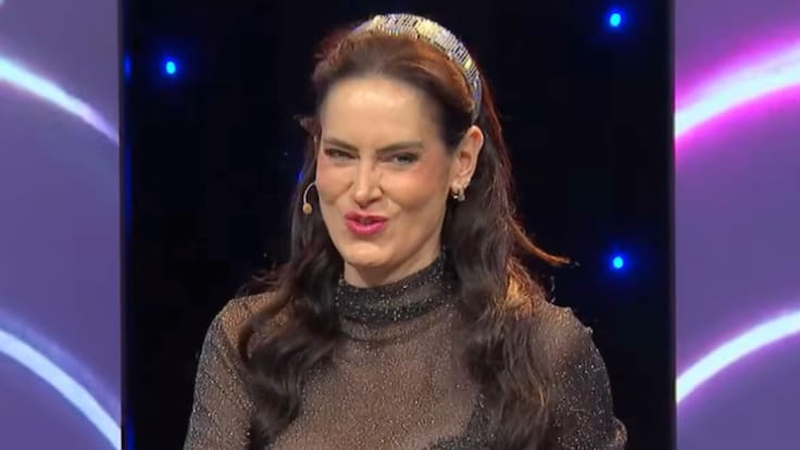 “La mujer tiene una onda para tirarle los colaless a los cabros”: Adriana Barrientos arremete contra famosa de la TV chilena