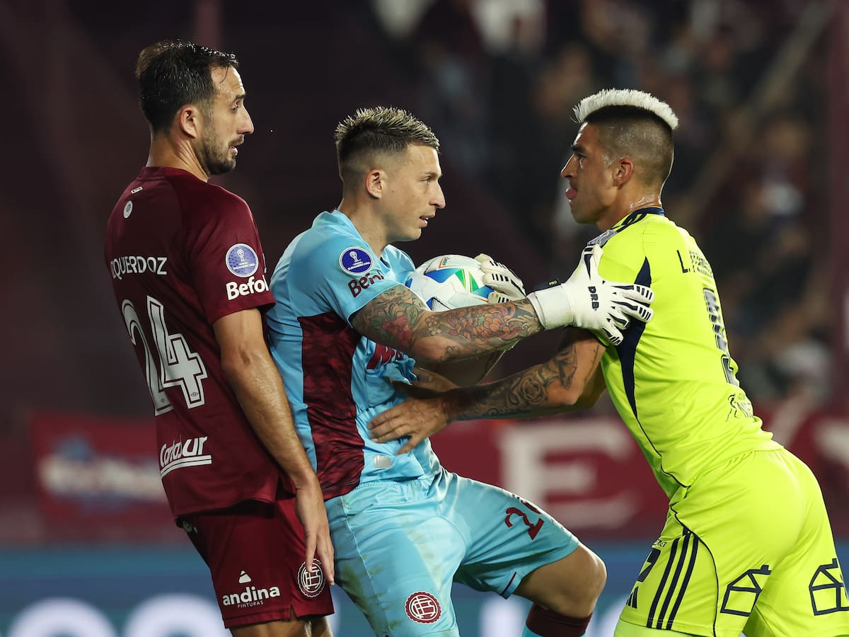 Banda de cumbia que cantó para la U ahora alentará a Lanús en la final de la Sudamericana: “Nos trataron de traidores”