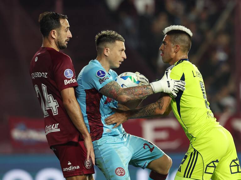 Cristian Ramírez, cantante de Los del Fuego, en diálogo con ADN Deportes