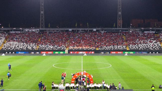 La millonaria cifra que cobró Blanco y Negro para arrendarle el Estadio Monumental a la selección chilena