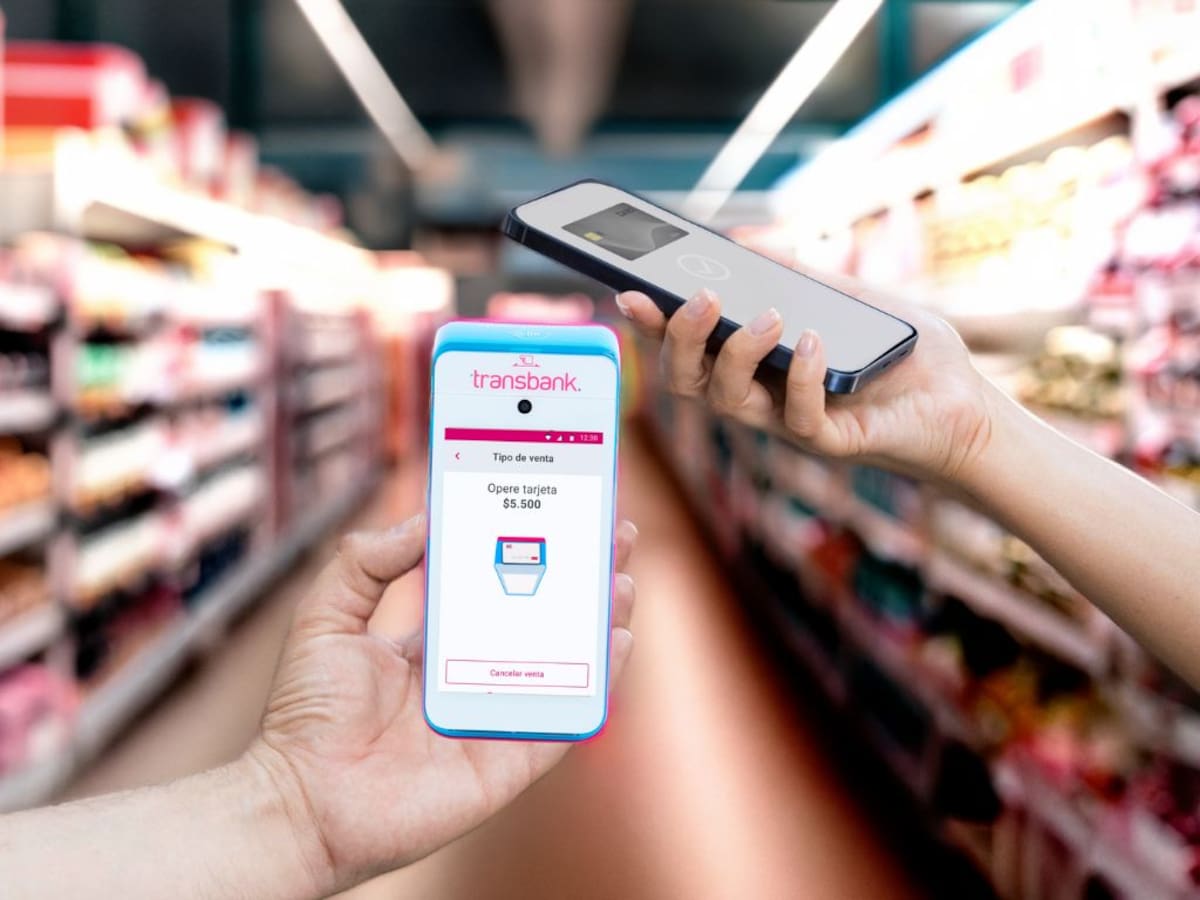 Chilenos cambian la forma de pagar: billetera digital crece 200% (y ya conquista a usuarios adultos)