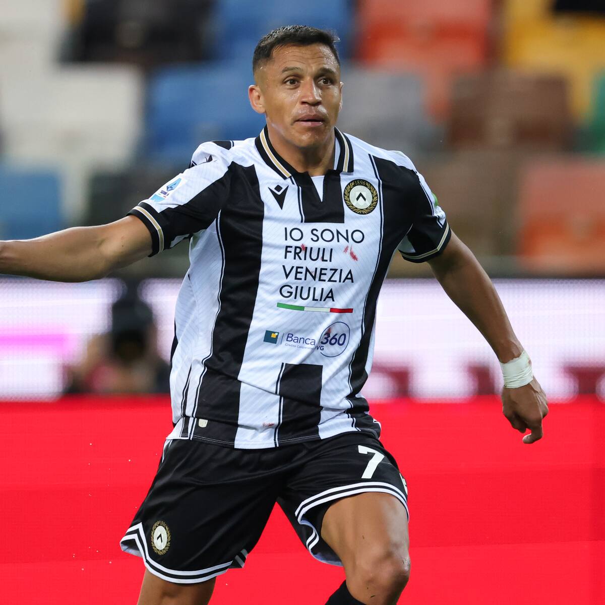 “Siempre he estado disponible”: Alexis Sánchez aclara su futuro inmediato en Udinese