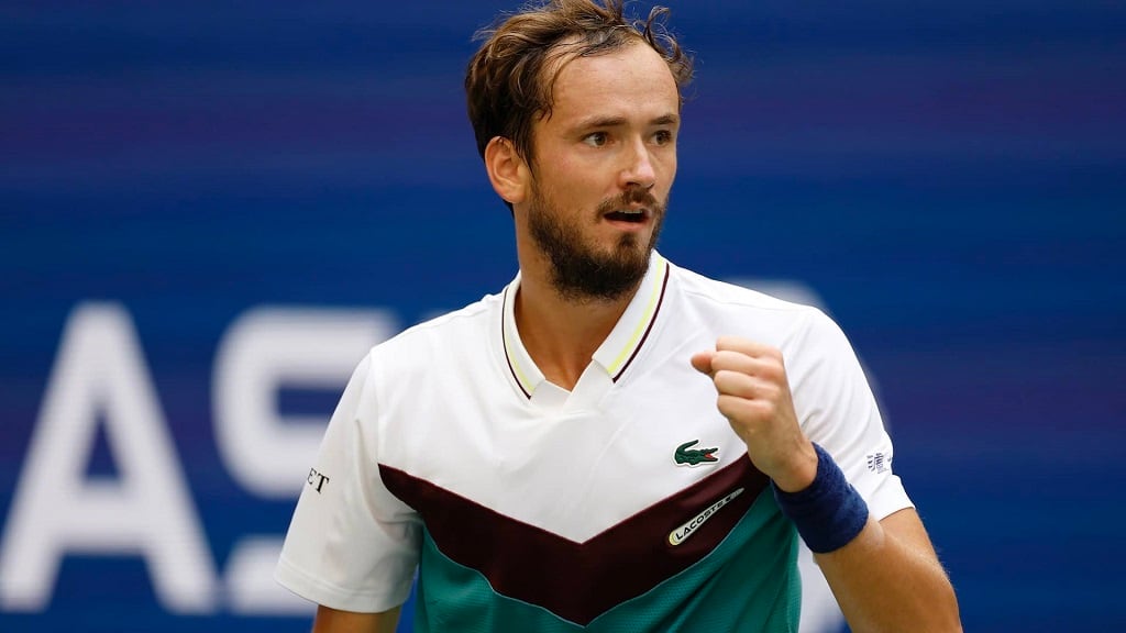 NEW YORK, NEW YORK - SEPTEMBER 06: Daniil Medvedev of Russia celebrates a point against Andrey Rublev of Russia during their Men's Singles Quarterfinal match on Day Ten of the 2023 US Open at the USTA Billie Jean King National Tennis Center on September 06, 2023 in the Flushing neighborhood of the Queens borough of New York City. (Photo by Sarah Stier/Getty Images)