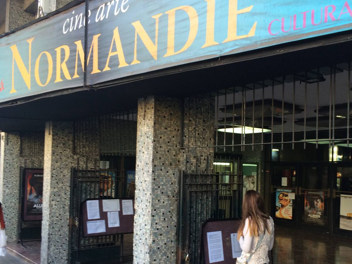 En «Ciudadano a Pata»: Un recorrido por las salas de cine arte