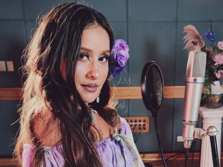 Denise Rosenthal reveló la portada de su disco «Todas seremos reinas»