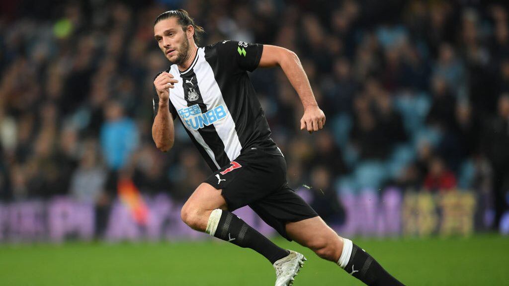 Andy Carroll no firmó por Colo Colo y los albos se quedaron sin refuerzos