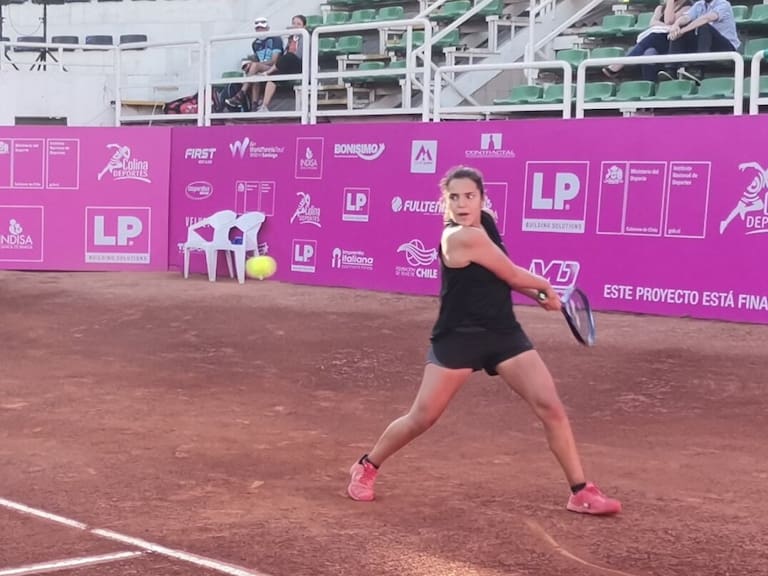 Antonia Vergara, tenista nacional de apenas 14 años, y sus sueños deportivos