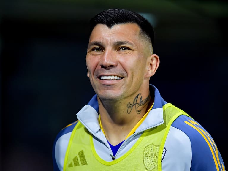 La UC espera por Gary Medel para 2025: los cruzados sondean otros tres nombres para reforzarse