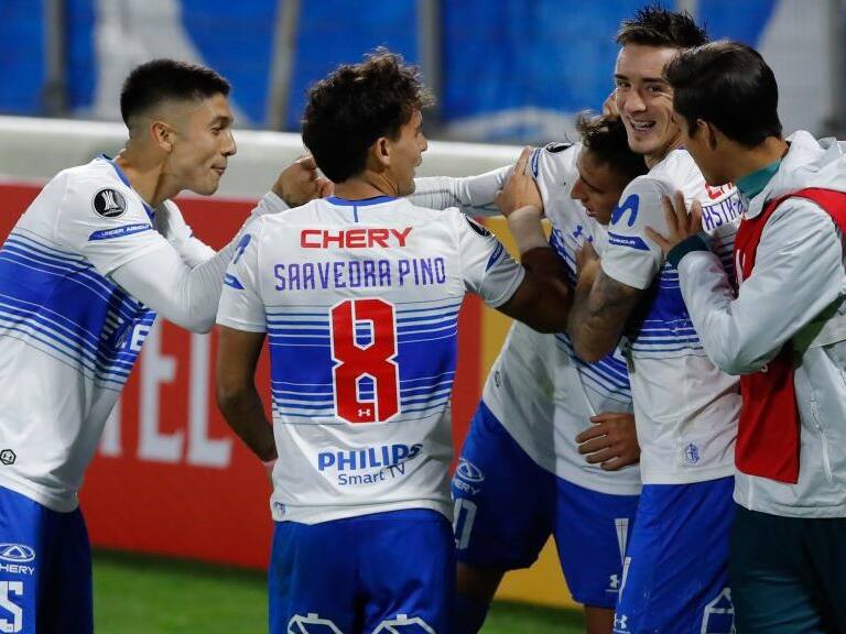 27 de Mayo del 2021/SANTIAGODiego Valencia(c) anota y celebra su primer gol y el 2 a 0 de Universidad Catolica ,durante el partido valido por el grupo F de la Copa Conmebol Libertadores 2021, entre Universidad Catolica vs Atlético Nacional, disputado en el Estadio San Carlos de Apoquindo.
FOTO:FRANCISCO LONGA/AGENCIAUNO