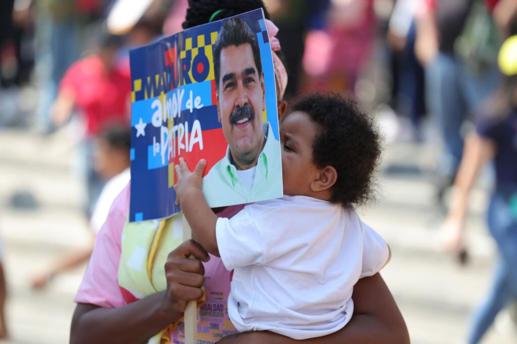 Nicolás Maduro oficializa su candidatura a las elecciones presidenciales en Venezuela.