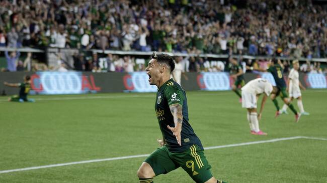 Felipe Mora gol