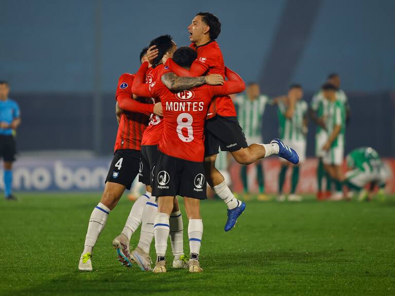 Un nuevo desafío: ¿Cuándo y contra quién jugará Huachipato por los 8vos de final de Copa Sudamericana? | Getty Images