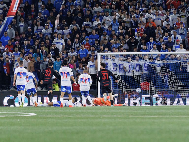 Tensión en la UC tras la eliminación de la Copa Libertadores: “Me han faltado mucho el respeto”