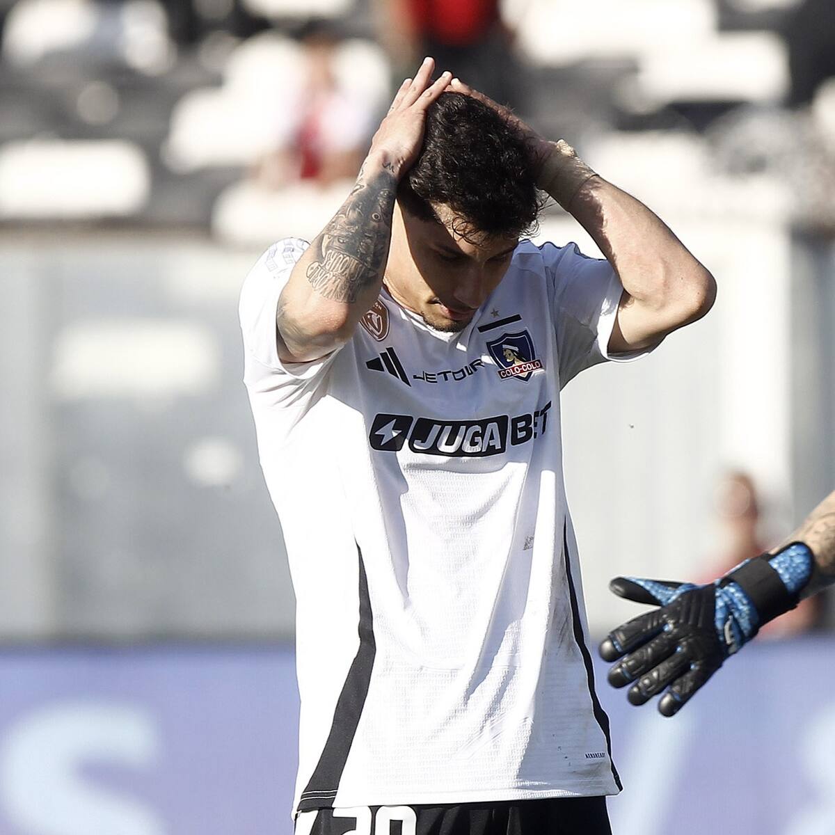 Colo Colo sorprende y suma un nuevo “cortado” para 2026: interesa en la UC y otros cuatro clubes chilenos