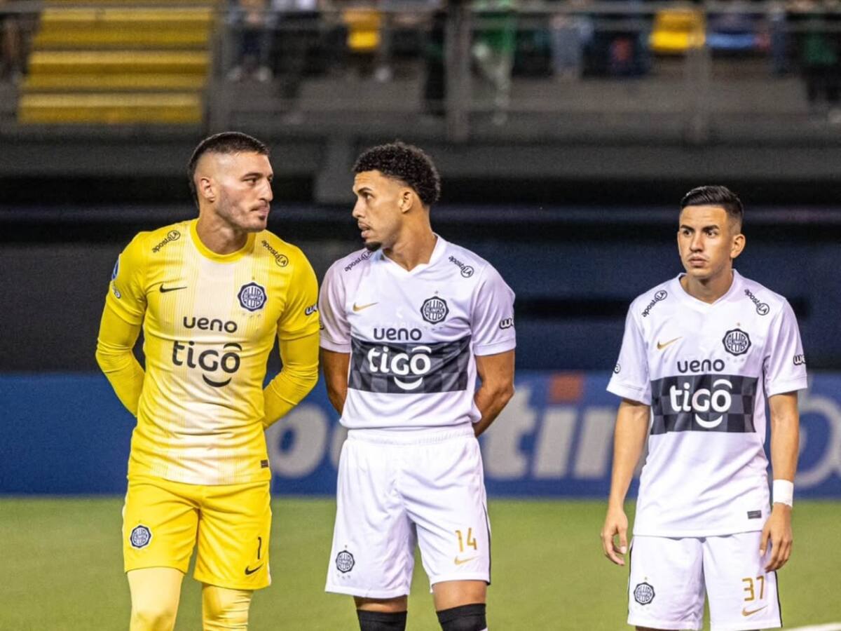 Arquero de Olimpia denuncia insólita situación en estadio de La Florida tras triunfo sobre Audax