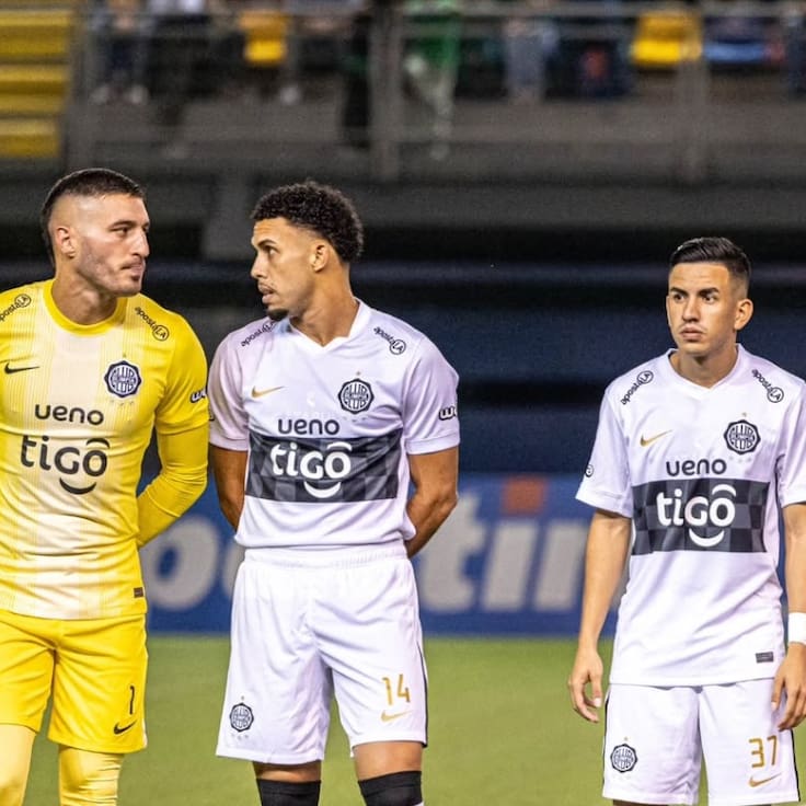 Arquero de Olimpia denuncia insólita situación en estadio de La Florida tras triunfo sobre Audax