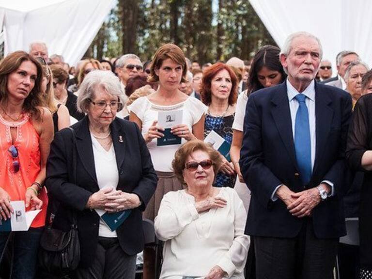 Enfermera de Lucía Hiriart demanda a hijos de Pinochet por «afectaciones a su integridad física y psíquica»