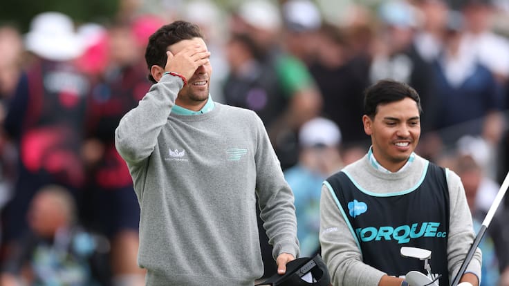 Joaquín Niemann tuvo una jornada fatídica en el LIV Golf de Chicago y Mito Pereira sueña con no descender