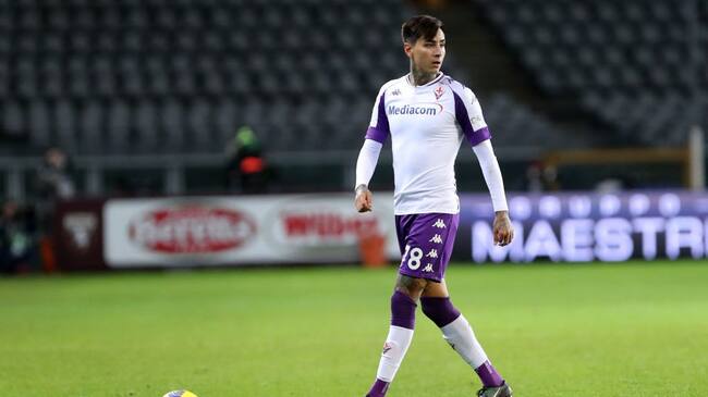 TURIN, ITALY - JANUARY 29: (BILD ZEITUNG OUT) Erick Pulgar of ACF Fiorentina look on during the Serie A match between Torino FC and ACF Fiorentina at Stadio Olimpico di Torino on January 29, 2021 in Turin, Italy. (Photo by Sportinfoto/DeFodi Images via Getty Images)